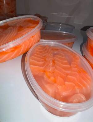 Шматки сьомги слабо солені 0,5